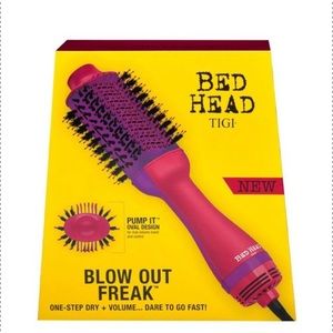 TIGI Bed Head Blow Out Freak One Step Hair Dryer and Volumizer Hot Air Brush